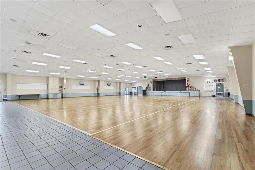 For Sale: $189,000 (3 beds, 2 baths, 1560 Square Feet)