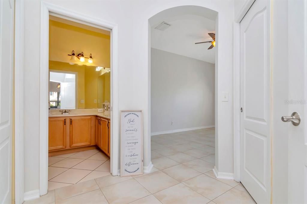 En Venta: $254,000 (3 camas, 2 baños, 1470 Pies cuadrados)