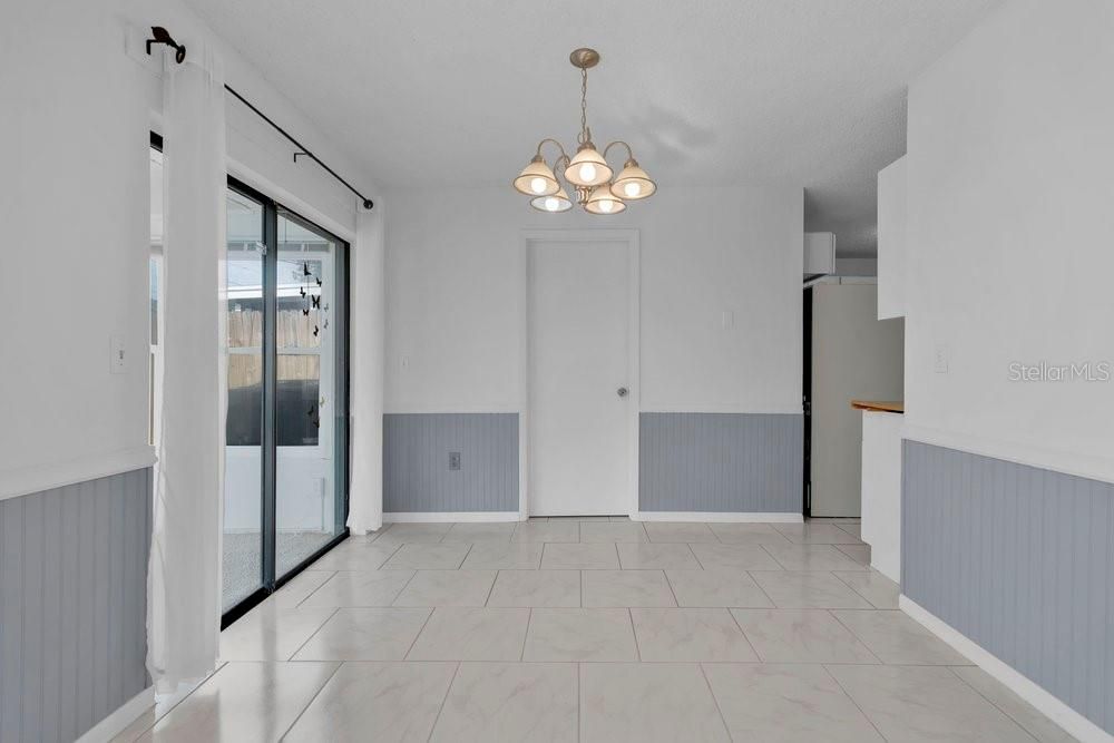 En Venta: $215,000 (2 camas, 1 baños, 1247 Pies cuadrados)