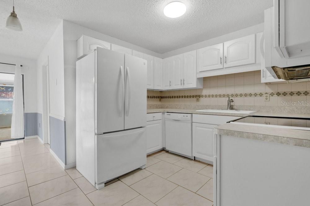 En Venta: $215,000 (2 camas, 1 baños, 1247 Pies cuadrados)