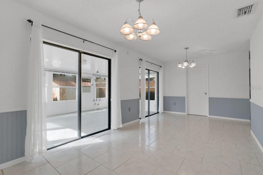 En Venta: $215,000 (2 camas, 1 baños, 1247 Pies cuadrados)