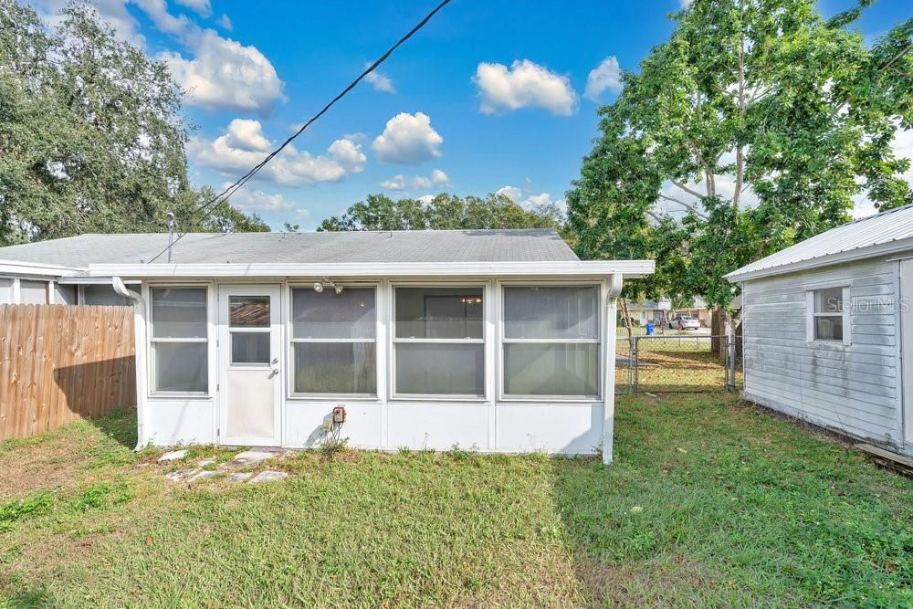 En Venta: $215,000 (2 camas, 1 baños, 1247 Pies cuadrados)