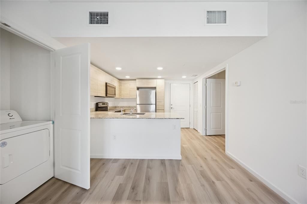 В аренду: $2,150 (3 спален, 2 ванн, 1142 Квадратных фут)