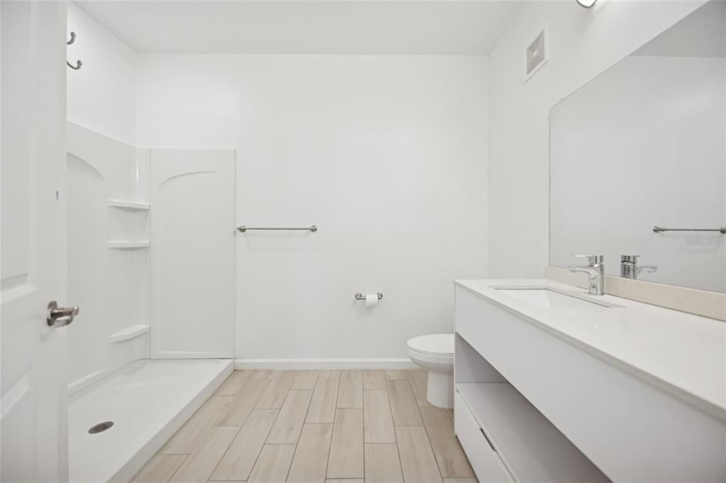 В аренду: $2,150 (3 спален, 2 ванн, 1142 Квадратных фут)