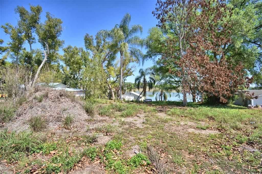 待售: $99,900 (0.43 acres)