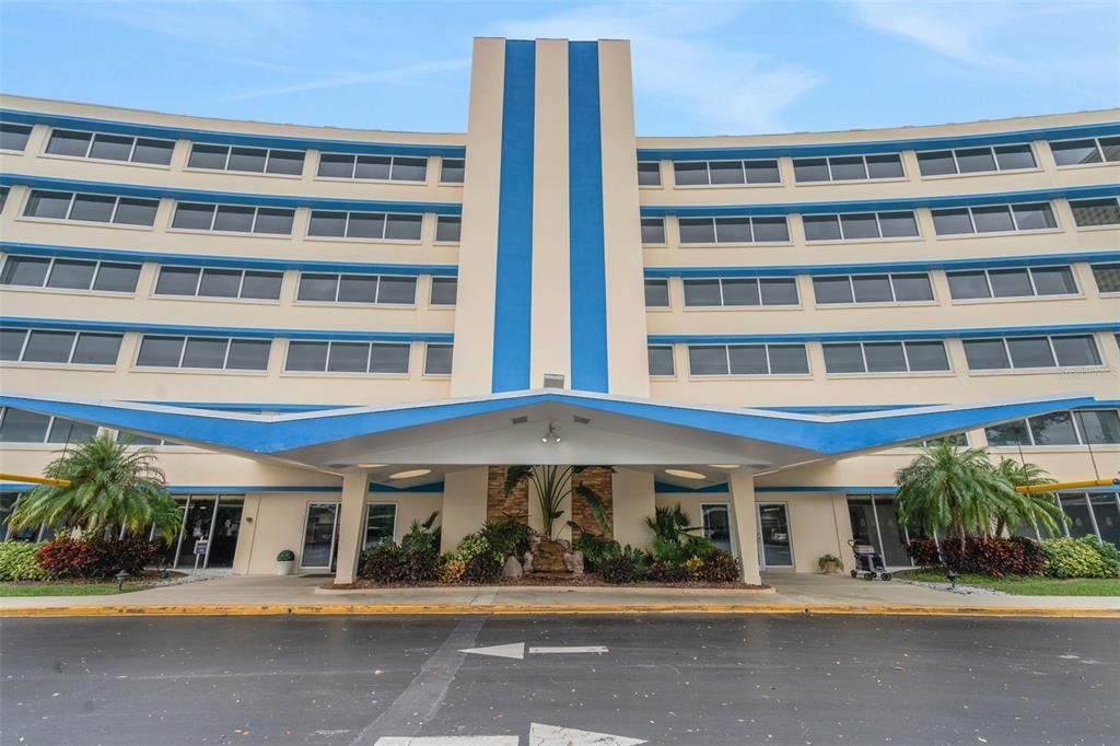 En Venta: $230,000 (2 camas, 2 baños, 1038 Pies cuadrados)