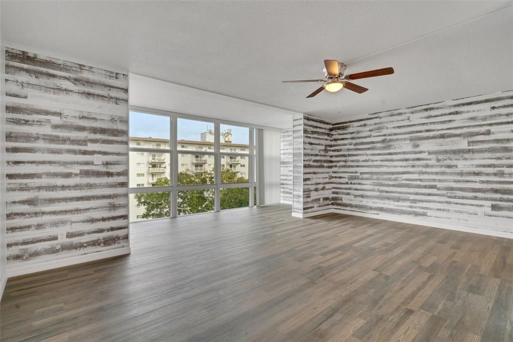 En Venta: $230,000 (2 camas, 2 baños, 1038 Pies cuadrados)