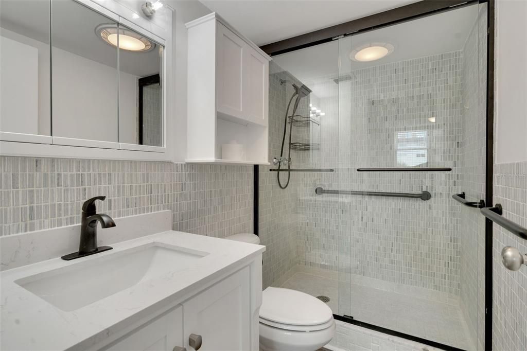 En Venta: $230,000 (2 camas, 2 baños, 1038 Pies cuadrados)