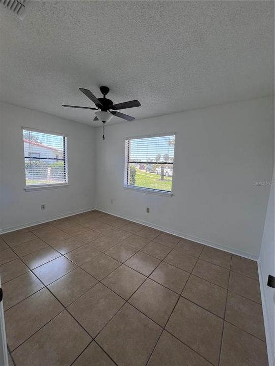 В аренду: $1,500 (2 спален, 1 ванн, 675 Квадратных фут)