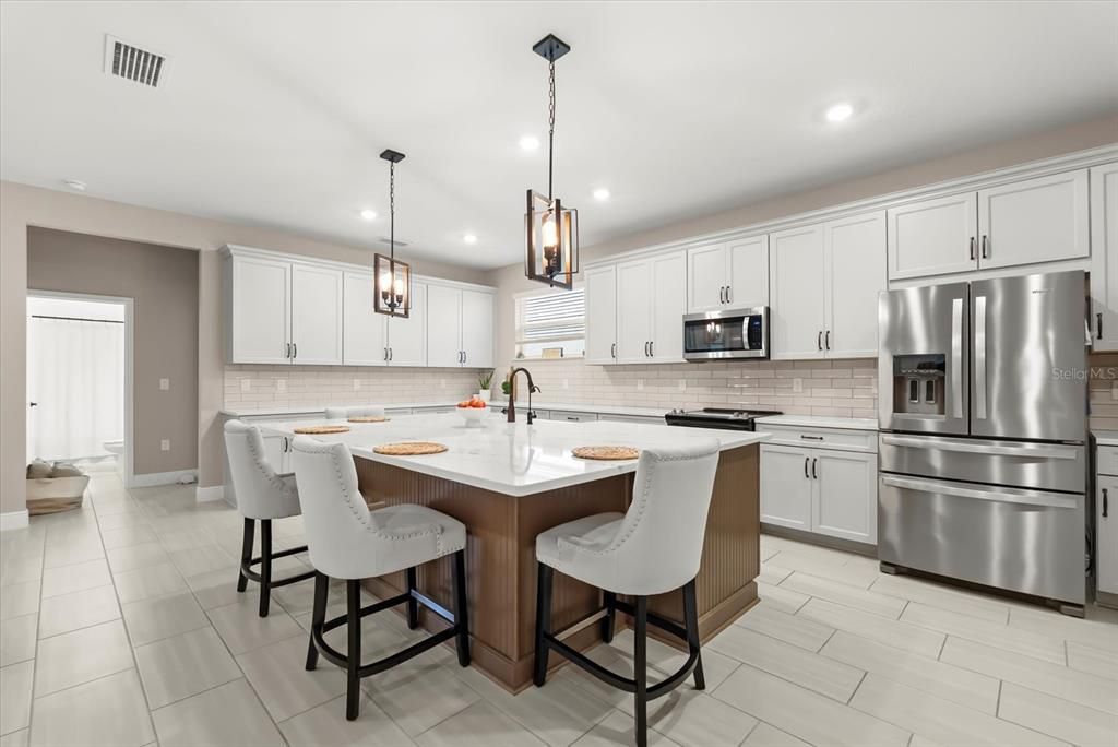 For Sale: $770,000 (4 beds, 4 baths, 2933 Square Feet)