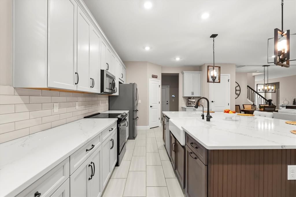 For Sale: $770,000 (4 beds, 4 baths, 2933 Square Feet)