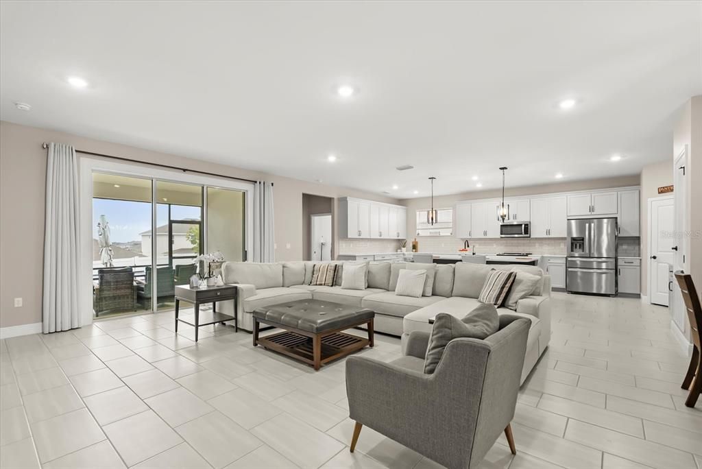 For Sale: $770,000 (4 beds, 4 baths, 2933 Square Feet)