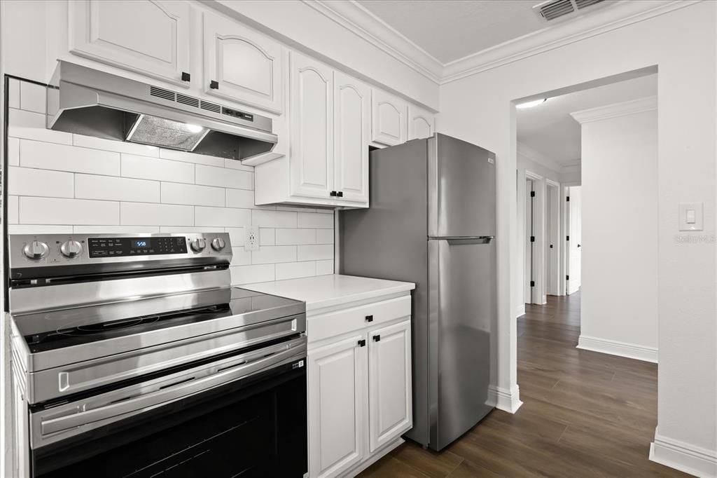 На продажу: $310,000 (3 спален, 2 ванн, 982 Квадратных фут)