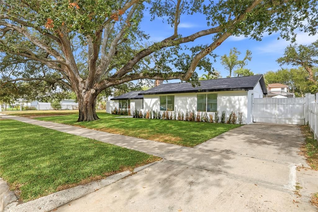 En Venta: $499,999 (3 camas, 2 baños, 1607 Pies cuadrados)