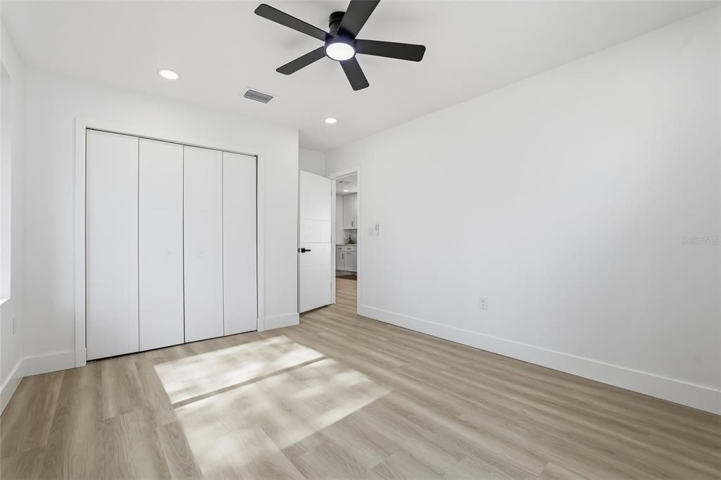 En Venta: $499,999 (3 camas, 2 baños, 1607 Pies cuadrados)