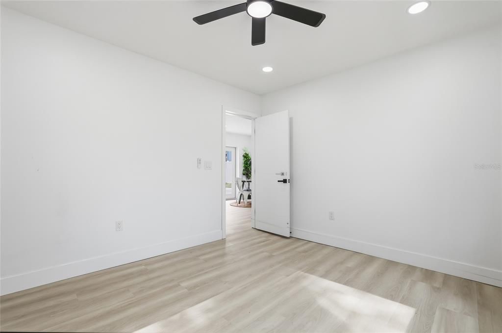 En Venta: $499,999 (3 camas, 2 baños, 1607 Pies cuadrados)