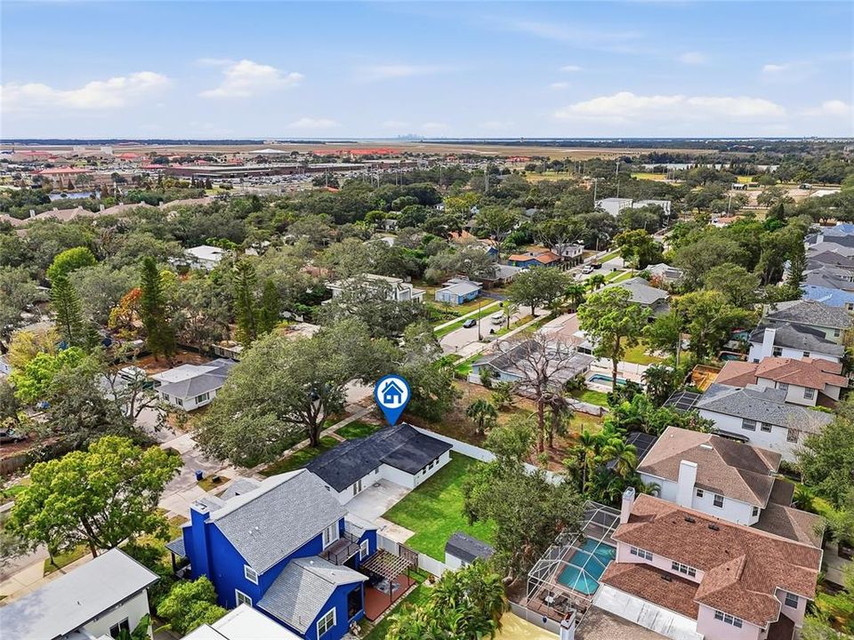 En Venta: $499,999 (3 camas, 2 baños, 1607 Pies cuadrados)