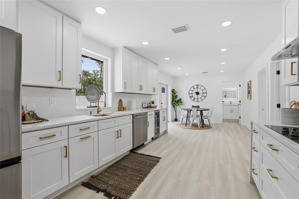 En Venta: $499,999 (3 camas, 2 baños, 1607 Pies cuadrados)