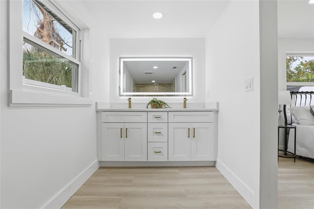 En Venta: $499,999 (3 camas, 2 baños, 1607 Pies cuadrados)