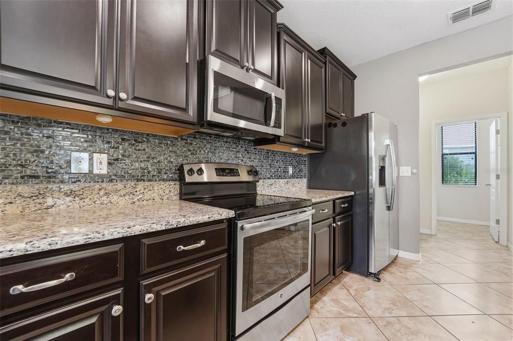 На продажу: $515,000 (3 спален, 2 ванн, 1960 Квадратных фут)