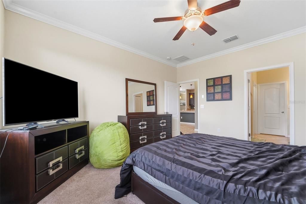 На продажу: $515,000 (3 спален, 2 ванн, 1960 Квадратных фут)