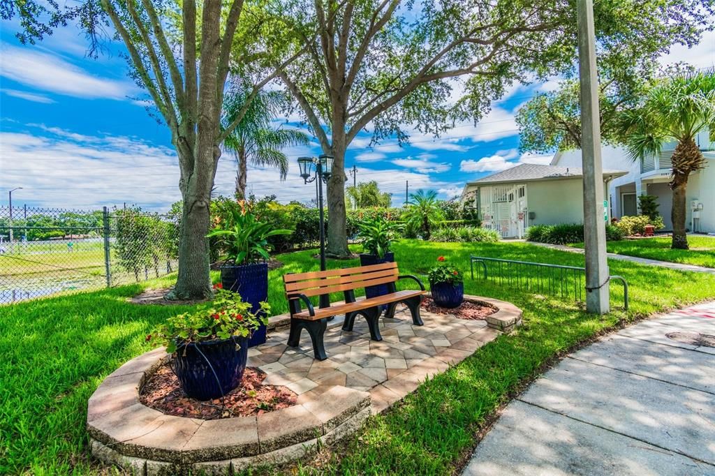 На продажу: $429,900 (3 спален, 2 ванн, 1650 Квадратных фут)