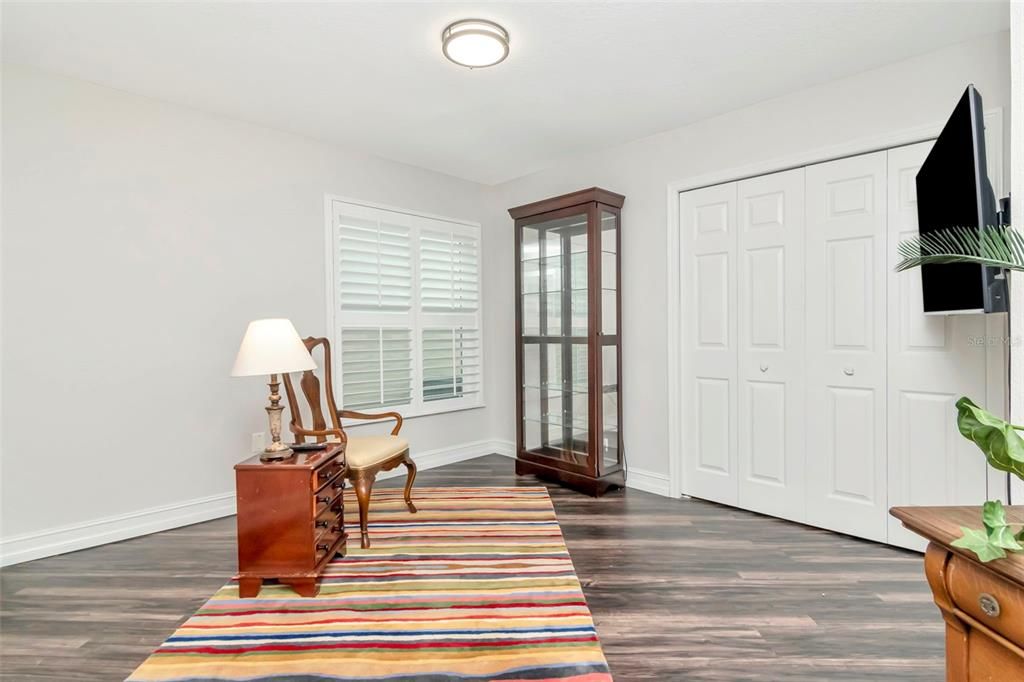 На продажу: $429,900 (3 спален, 2 ванн, 1650 Квадратных фут)