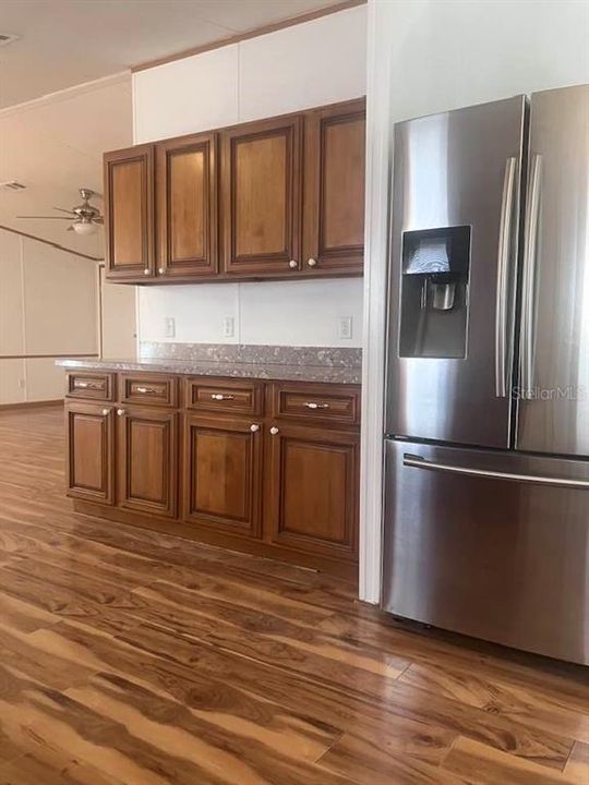 待售: $210,000 (3 贝兹, 2 浴室, 1440 平方英尺)