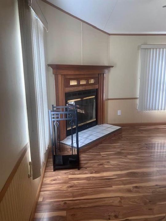 待售: $210,000 (3 贝兹, 2 浴室, 1440 平方英尺)