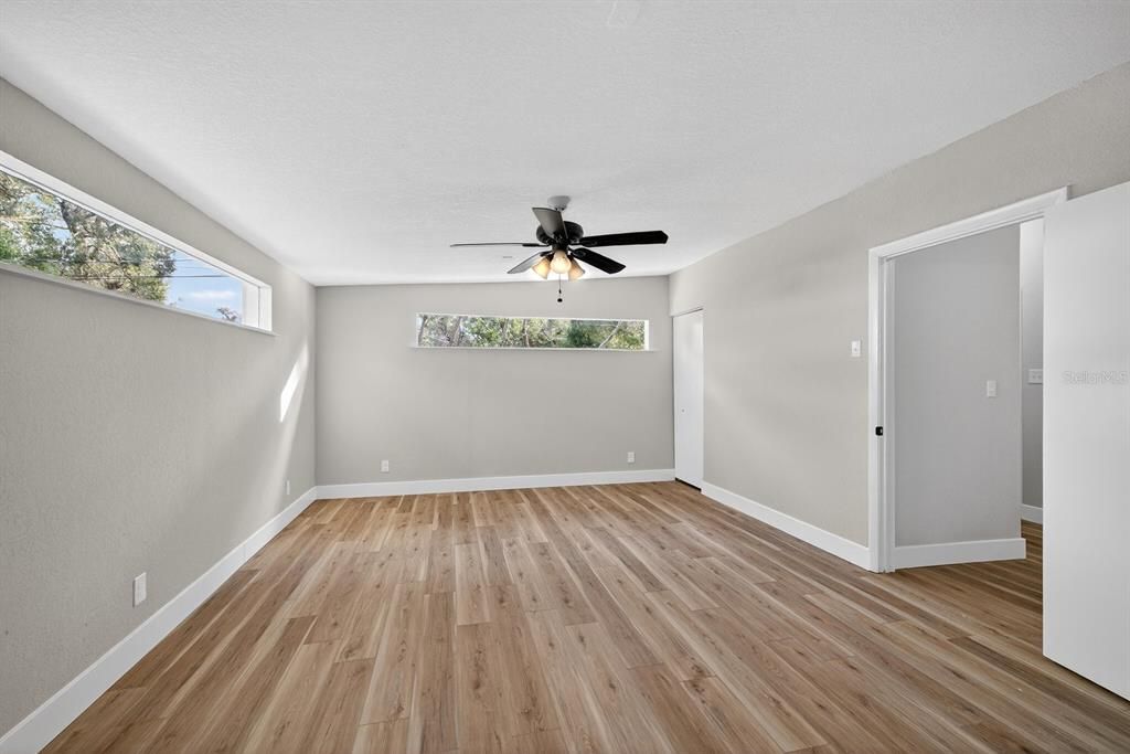 待售: $439,999 (5 贝兹, 2 浴室, 2097 平方英尺)