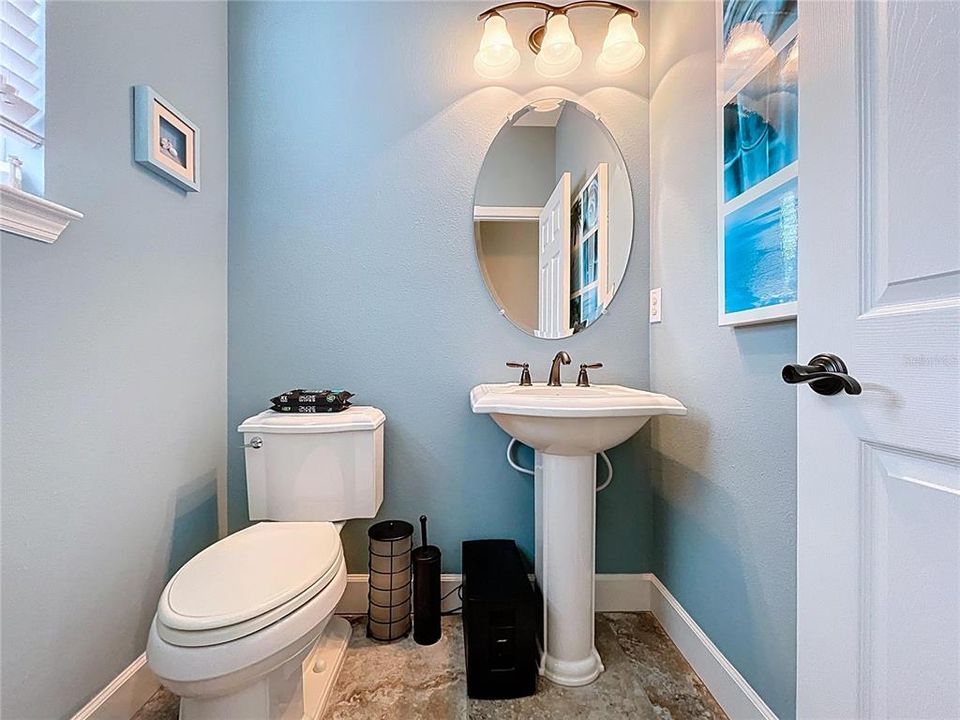 En Venta: $975,000 (4 camas, 3 baños, 3707 Pies cuadrados)