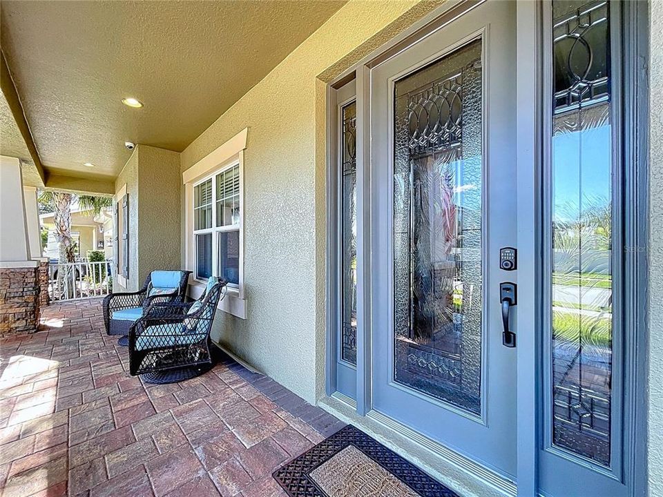 En Venta: $975,000 (4 camas, 3 baños, 3707 Pies cuadrados)