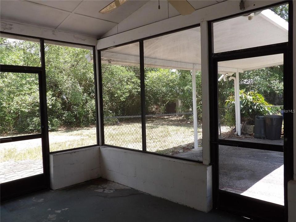 待售: $299,999 (3 贝兹, 2 浴室, 1356 平方英尺)