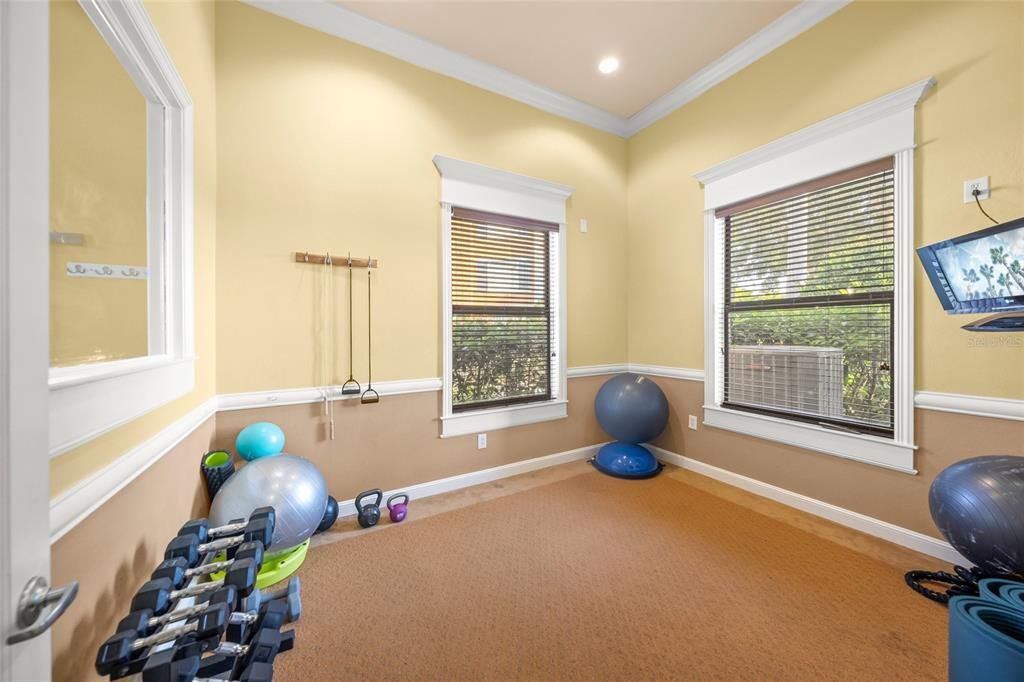 На продажу: $217,500 (1 спален, 1 ванн, 742 Квадратных фут)