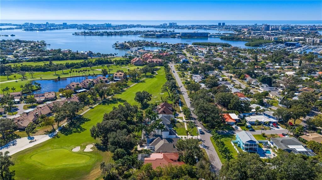 На продажу: $1,150,000 (5 спален, 4 ванн, 3392 Квадратных фут)