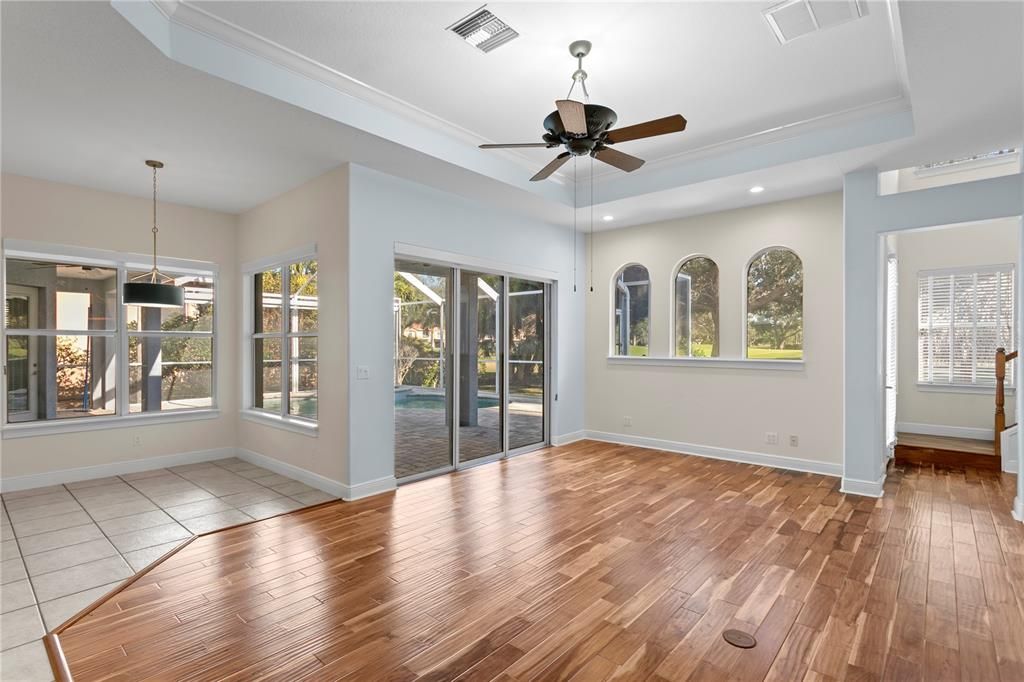 На продажу: $1,150,000 (5 спален, 4 ванн, 3392 Квадратных фут)