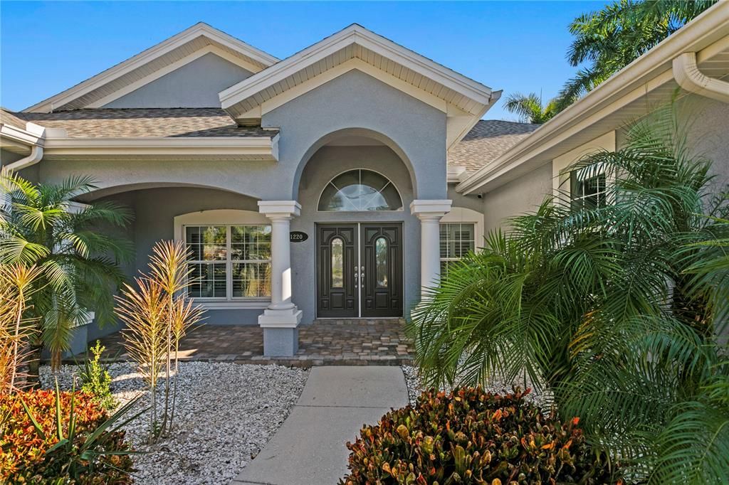 На продажу: $1,150,000 (5 спален, 4 ванн, 3392 Квадратных фут)