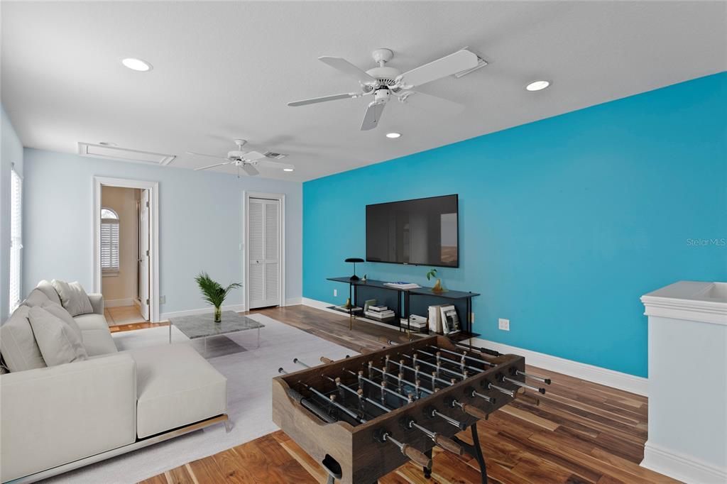 На продажу: $1,150,000 (5 спален, 4 ванн, 3392 Квадратных фут)