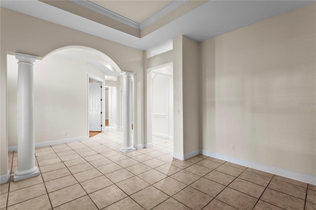 На продажу: $1,150,000 (5 спален, 4 ванн, 3392 Квадратных фут)