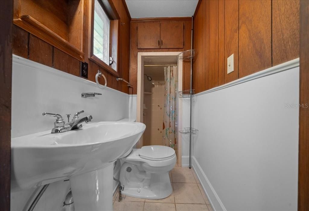 For Sale: $210,000 (3 beds, 2 baths, 1130 Square Feet)