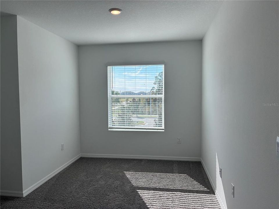 出租: $2,250 (3 贝兹, 2 浴室, 1758 平方英尺)