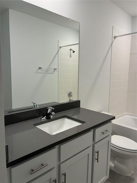 出租: $2,250 (3 贝兹, 2 浴室, 1758 平方英尺)