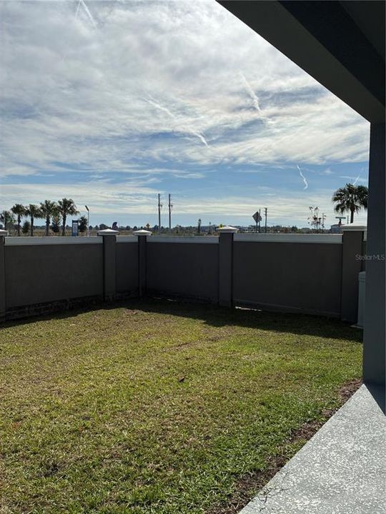 出租: $2,250 (3 贝兹, 2 浴室, 1758 平方英尺)