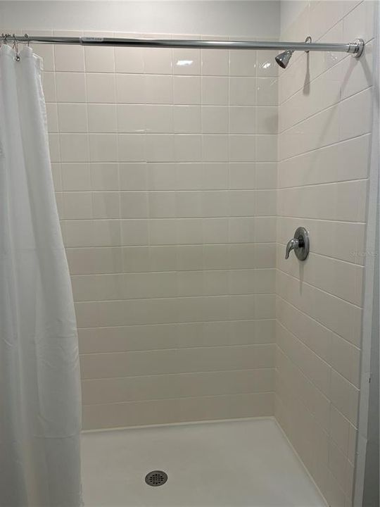 出租: $2,250 (3 贝兹, 2 浴室, 1758 平方英尺)