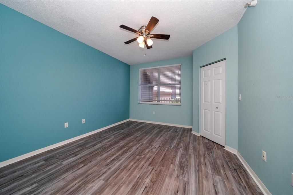 For Sale: $278,000 (2 beds, 2 baths, 1195 Square Feet)