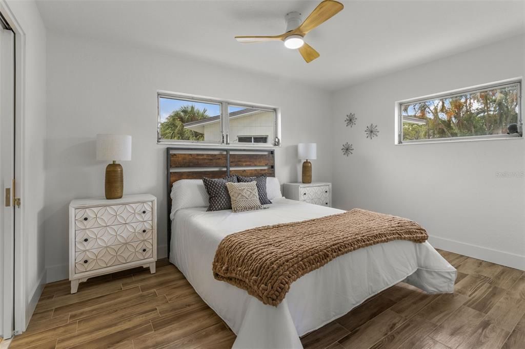 待售: $475,000 (4 贝兹, 2 浴室, 1602 平方英尺)