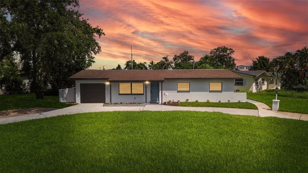 待售: $475,000 (4 贝兹, 2 浴室, 1602 平方英尺)