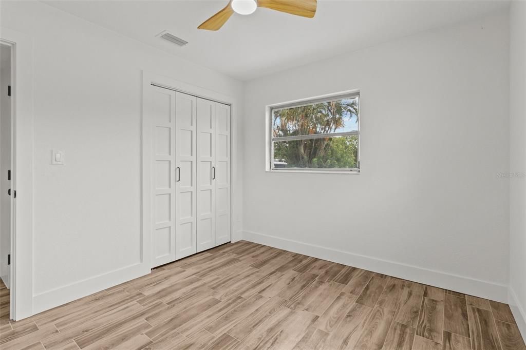 待售: $475,000 (4 贝兹, 2 浴室, 1602 平方英尺)