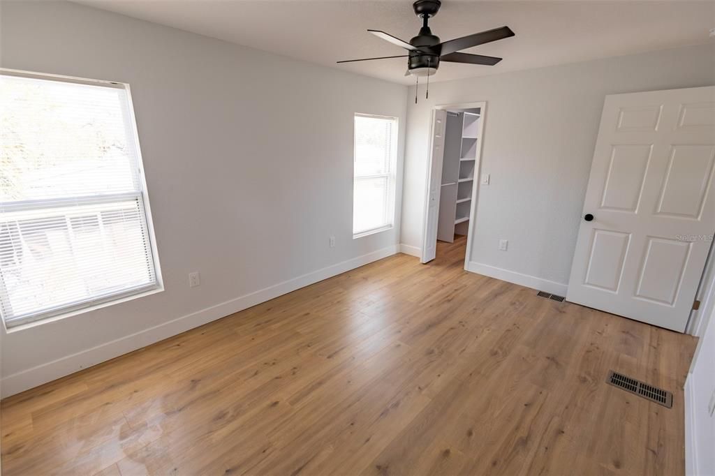 待售: $608,160 (4 贝兹, 3 浴室, 2172 平方英尺)