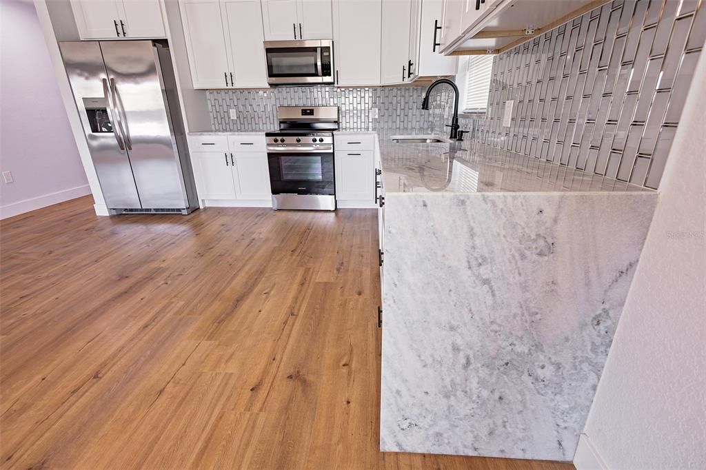 待售: $608,160 (4 贝兹, 3 浴室, 2172 平方英尺)